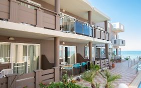 Girogiali beach hotel